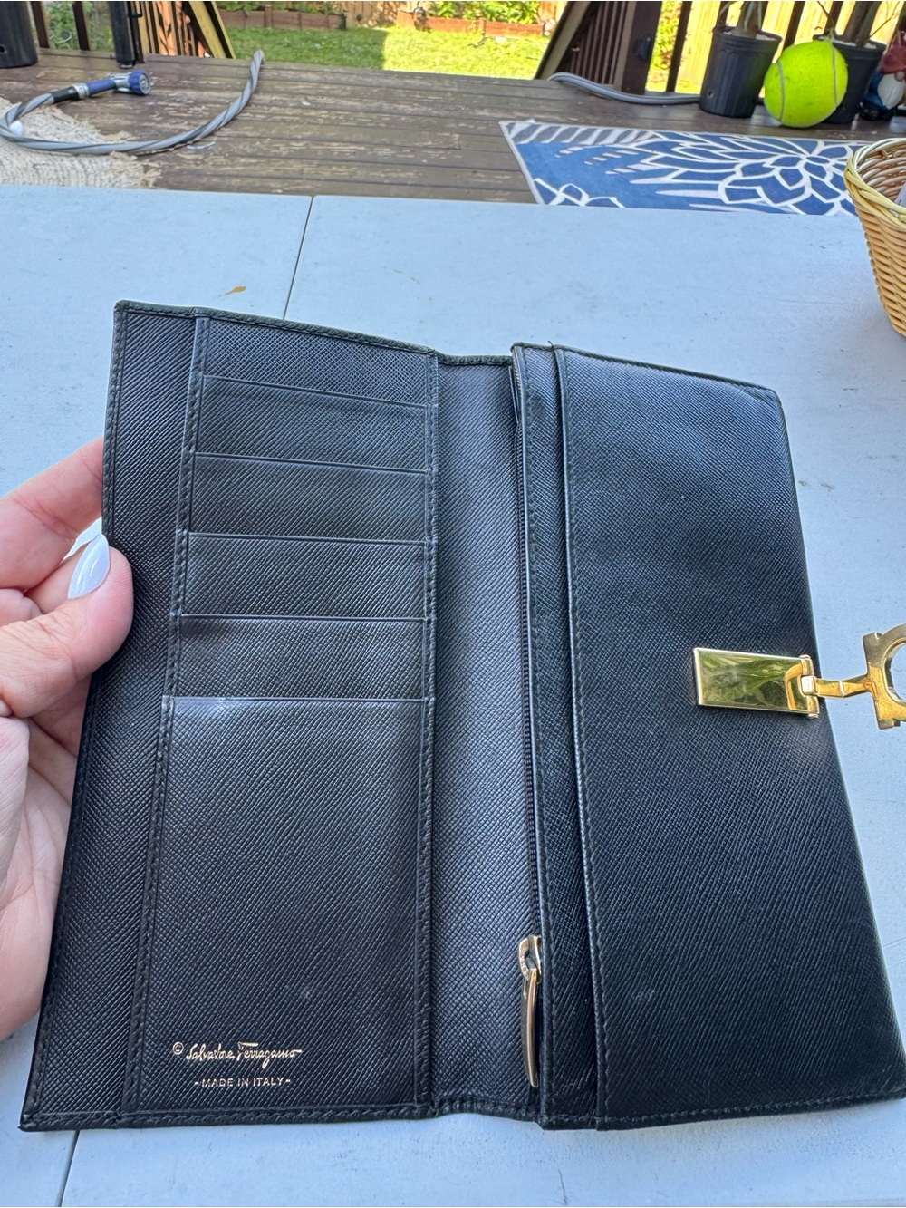 Salvatore Ferragamo Black Leather Wallet with Gold Gancini - Picture 4 of 8